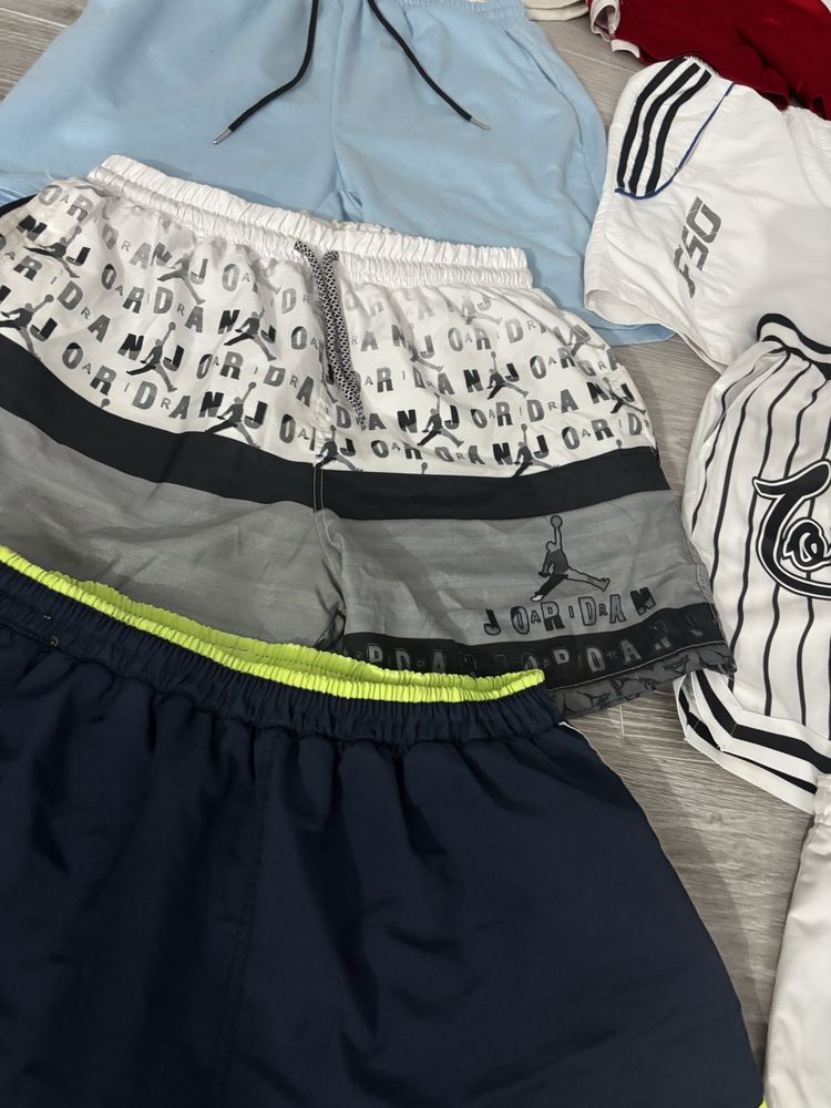 Pantaloni Scurti Nike Jordan Adidas Zara H&M FSBN