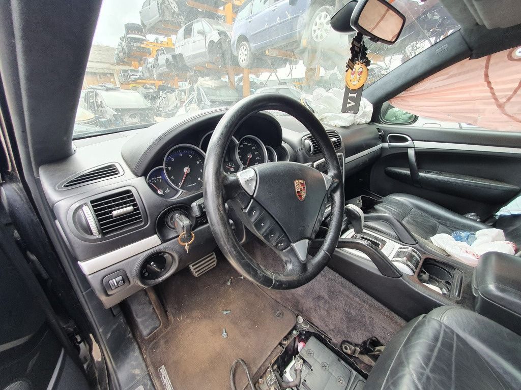 usa portiera stanga dreapta fata spate aripa fuzeta etrier Porsche Cayenne S motor 4.5 benzina 450cp  M58 . 50 dezmembrez
