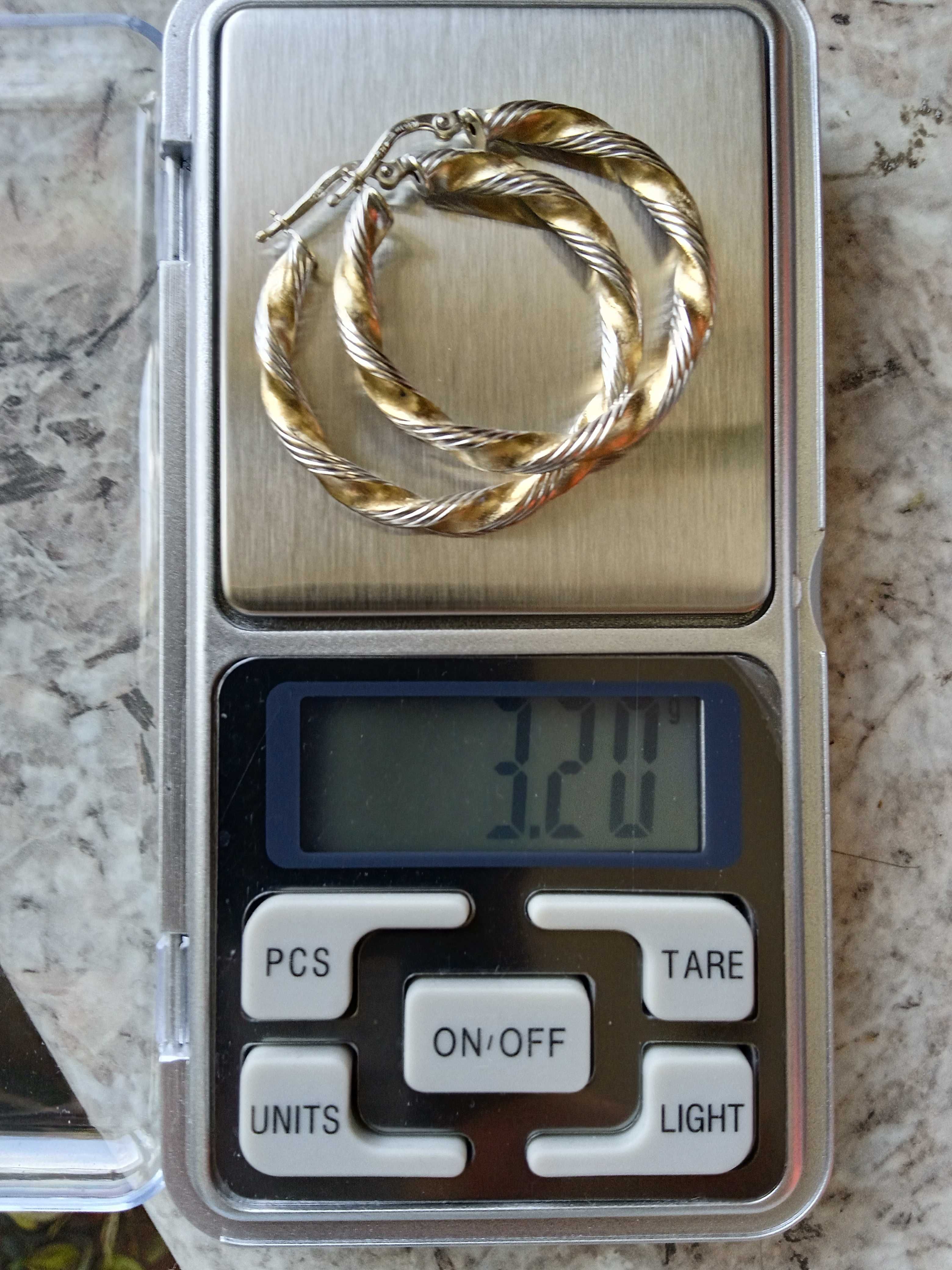 Cercei aur 14 K; 3,20 grame
