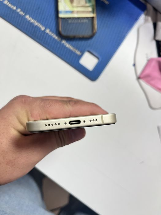 Продаю iphone 15