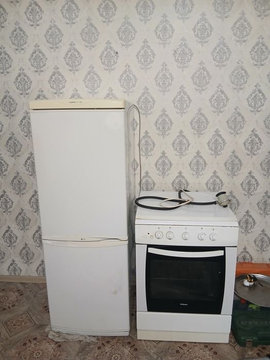 Продам холодильник и газовую плиту