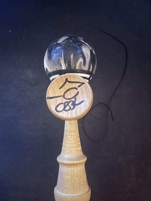 Kendama sweets zack gallagher pro model