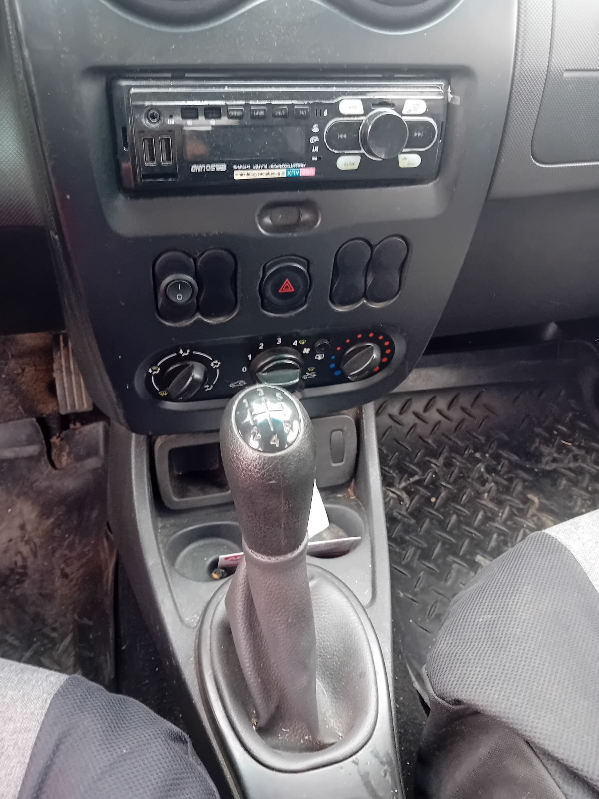 Dacia Duster SUV 2012 година 1.6 16v бензин