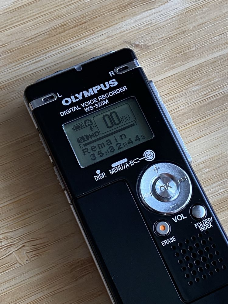 Olympus WS-320M 1GB Digital Voice Recorder (NEW)