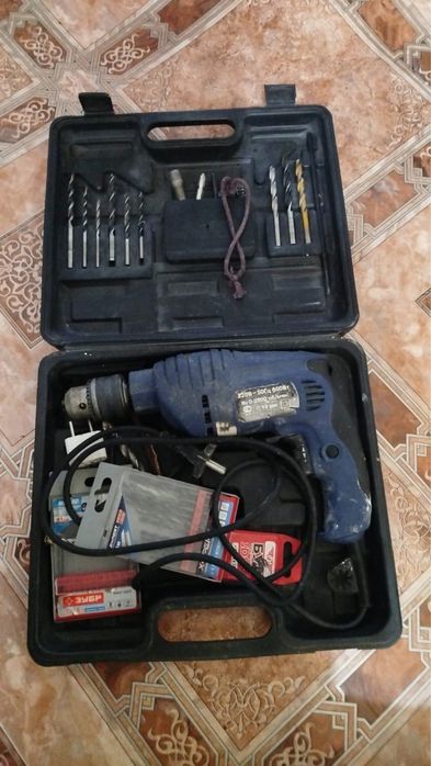 Ударная дрель 600 Вт