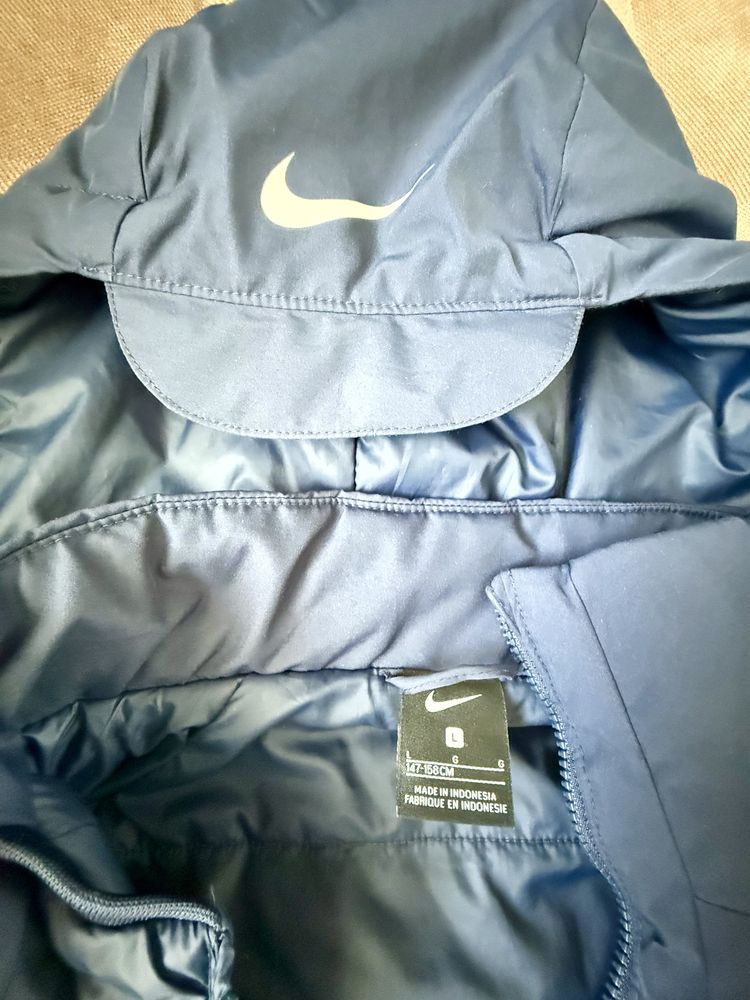 Детско зимно яке р-р Nike 147-158