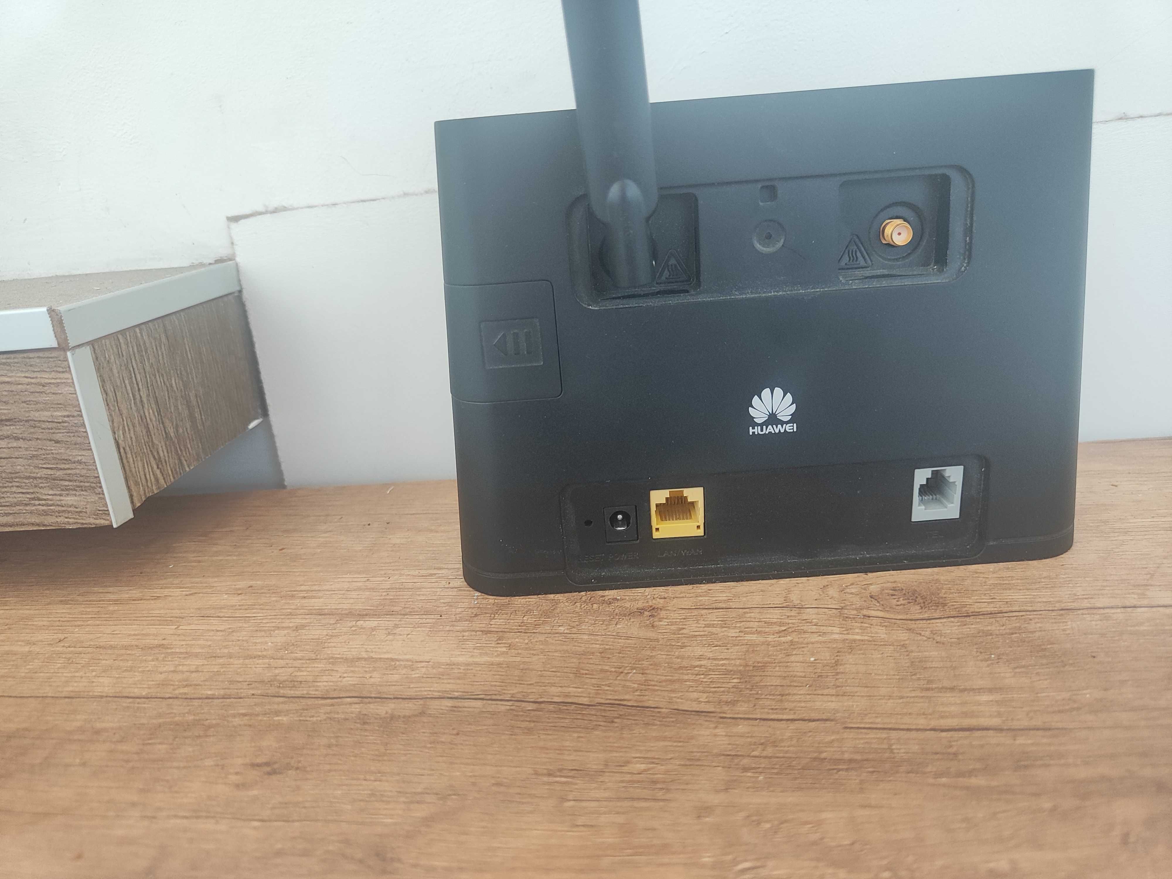 Продавам 4G рутер/router Huawei B310s-22  работи със сим VIVACOM