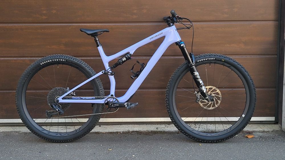 Vând full suspension specialized epic