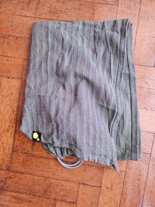 Ring sling baby carrier
Utilizat 1 data. Stare foarte buna