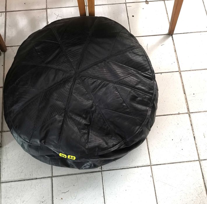 мека табуретка от естествена кожа