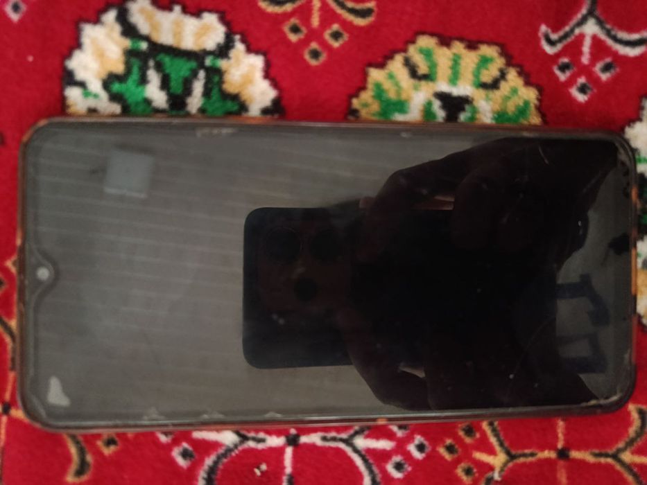 SamsungA10s holati zòr aybi yòq 8/64gb olinganiga hali kòp bòlmadi