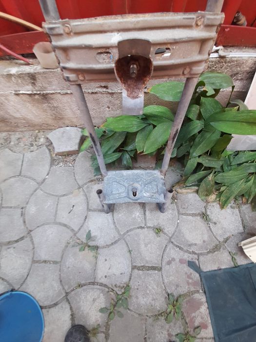 Suport pentru rezerva rulota
