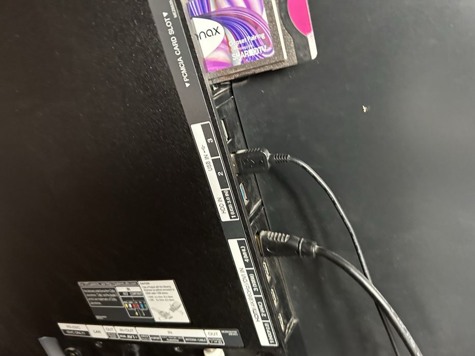 Телевизор LG 65 инча