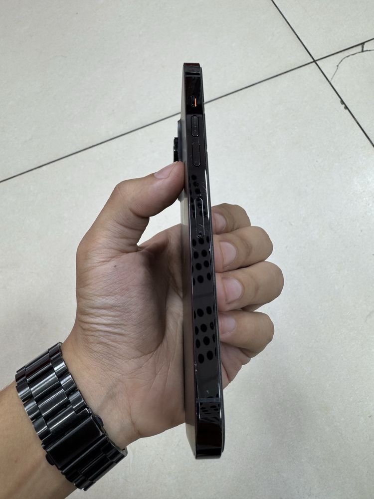 iphone 14 pro max ideal kar dak bor
