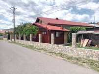 Pavaj din piatra naturala poligonala