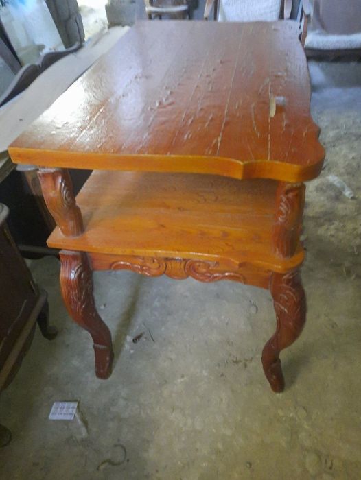 Продается декоративный столик