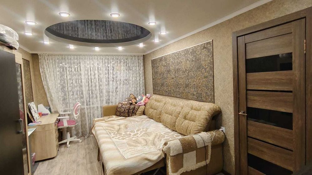 продается 2х комнатная квартира