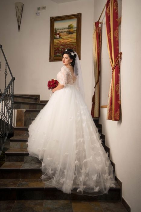 Rochie de Mireasa Superba (marimea 42-44)