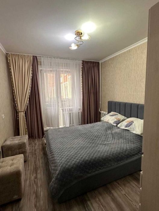 Продам 3 ком. квартиру с ремонтом новой планировки с большой кухней