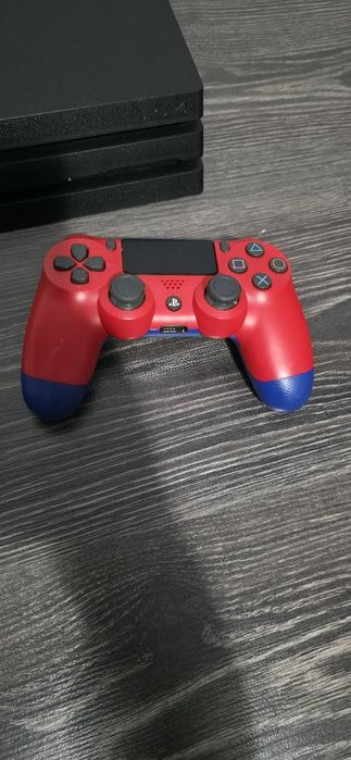 PlayStation 4 pro 1T plus gta 5