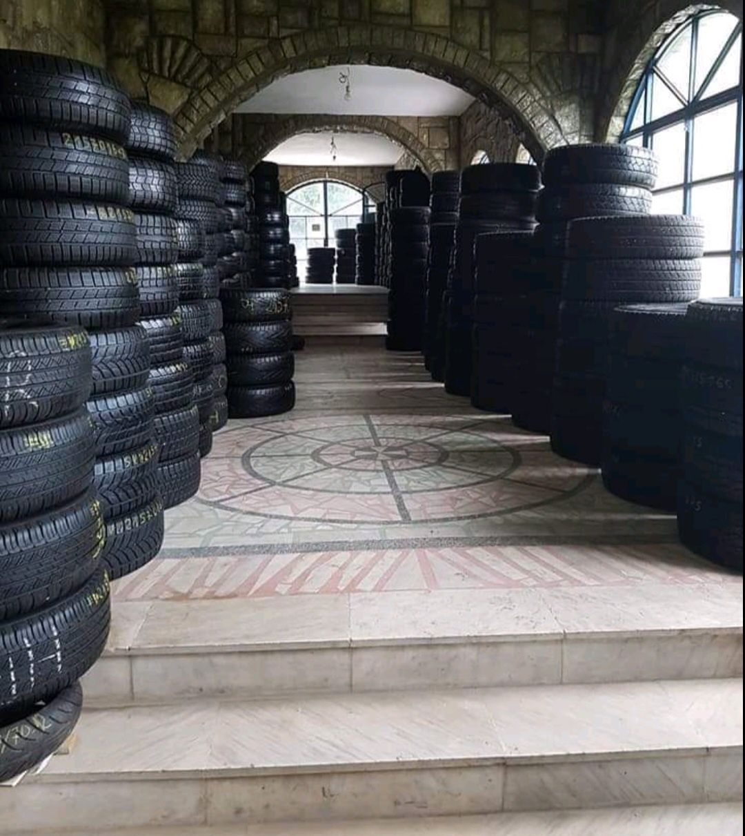 265 45 20 Замъка Ямбол 295 40 20 Pirelli