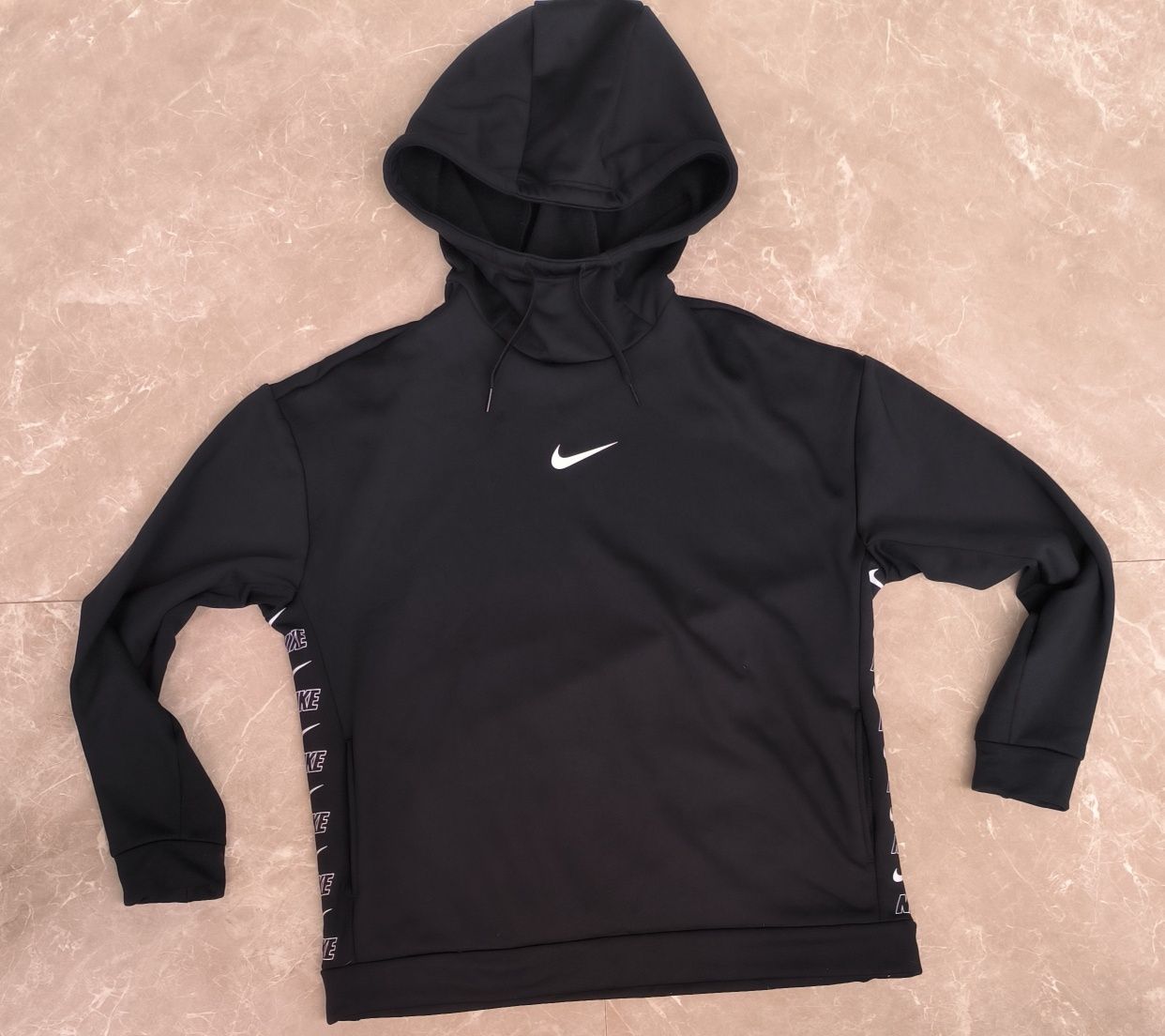 Nike суичър размер М