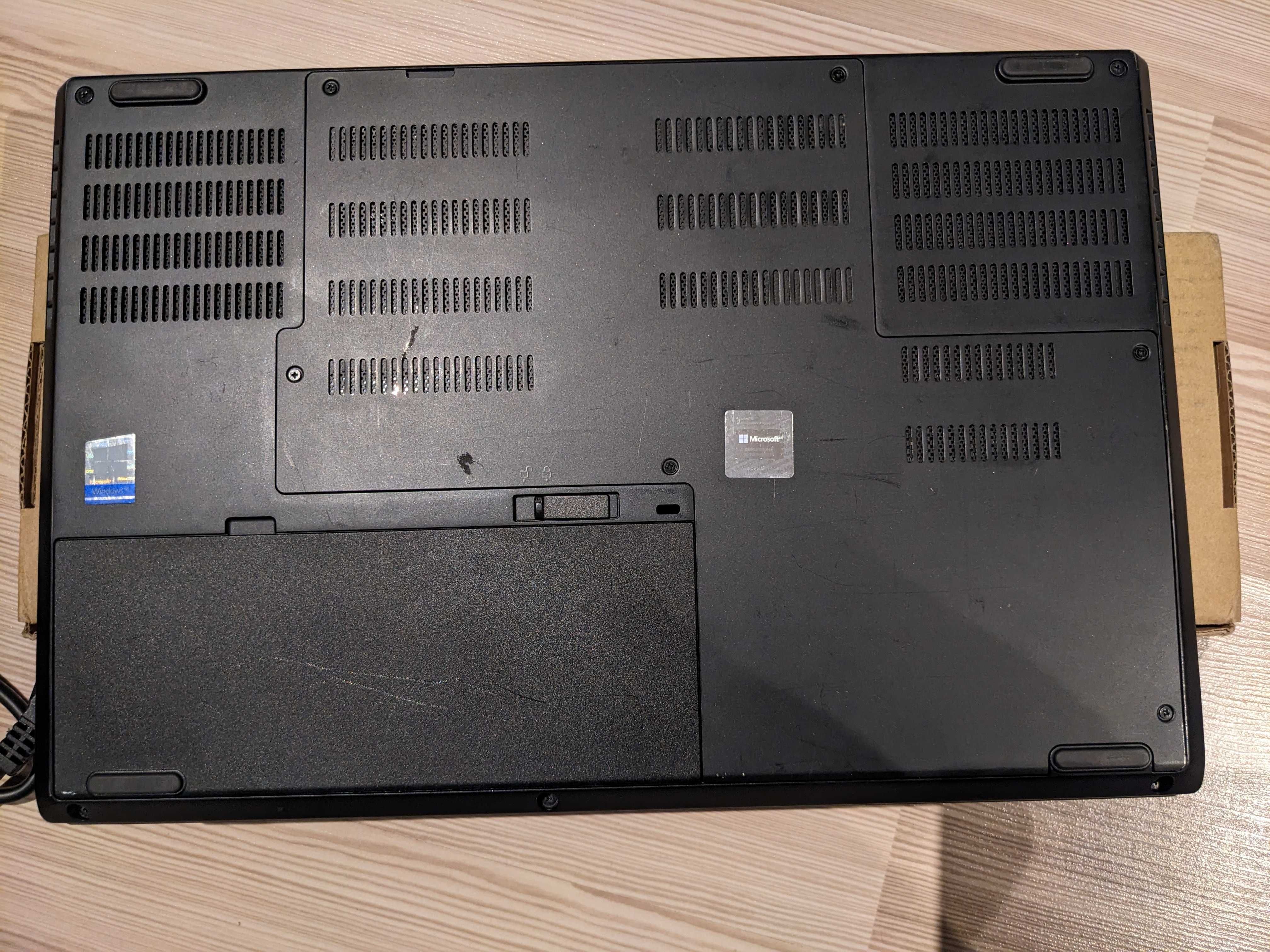 Лаптоп Lenovo Thinkpad P52 / i7-8850H / 4К IPS / Nvidia Quadro P2000