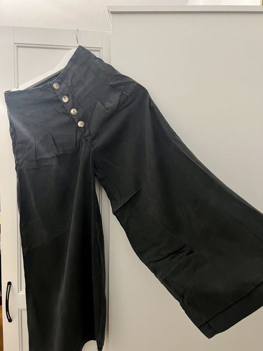 Pantaloni Zara largi evazati lungi XS denim negru nasturi