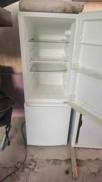 СРОЧНООО продается холодильник и стиральная машина!!