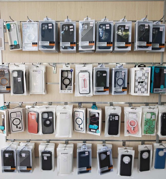 Витрини  за телефони и аксесоари