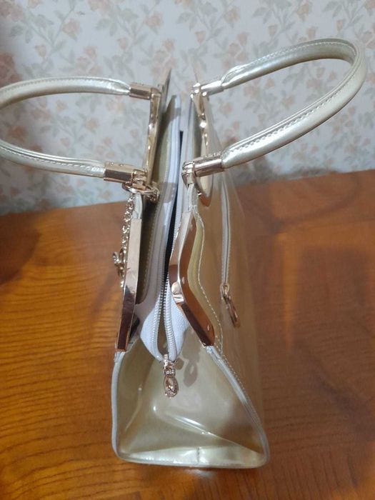 Женские сумки  новые и в отличном состоянии