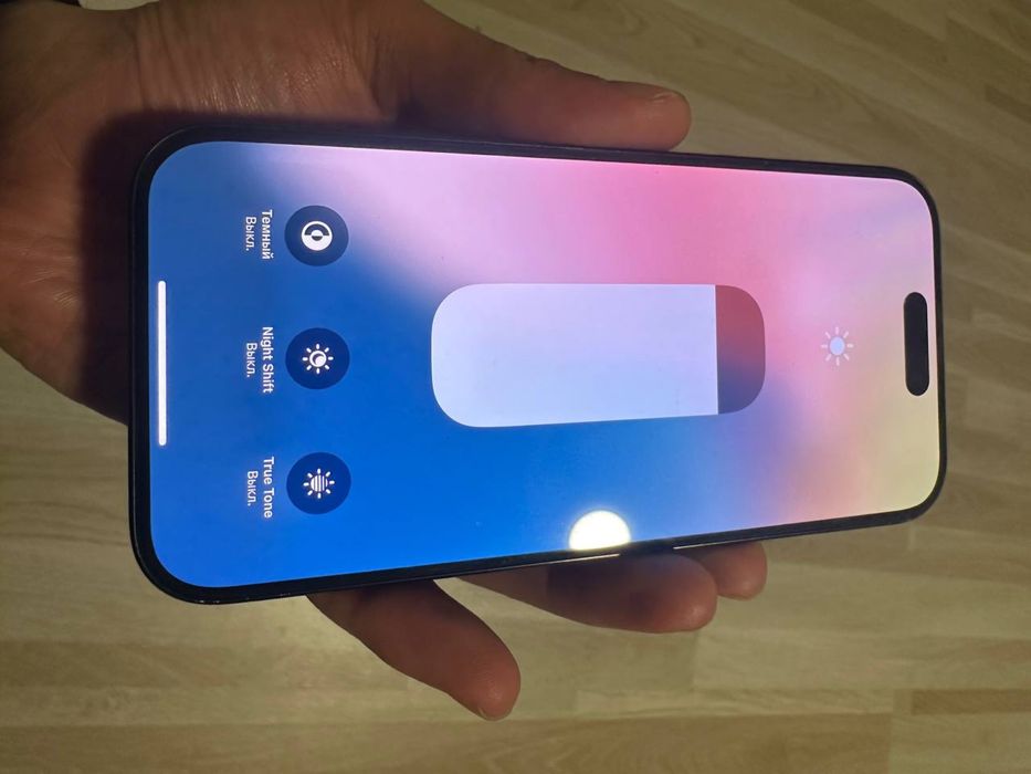 Продается iphone 15 pro 128gb идеал состояния