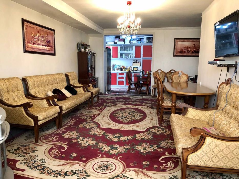 Продаю мебель из натурального дерева