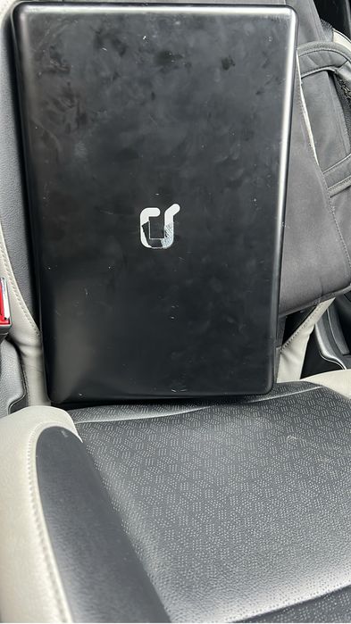 Ноутбук на запчасти