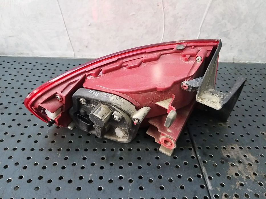 Stop tripla lampa dreapta audi a4 b8 8k berlina 8k5945096aa