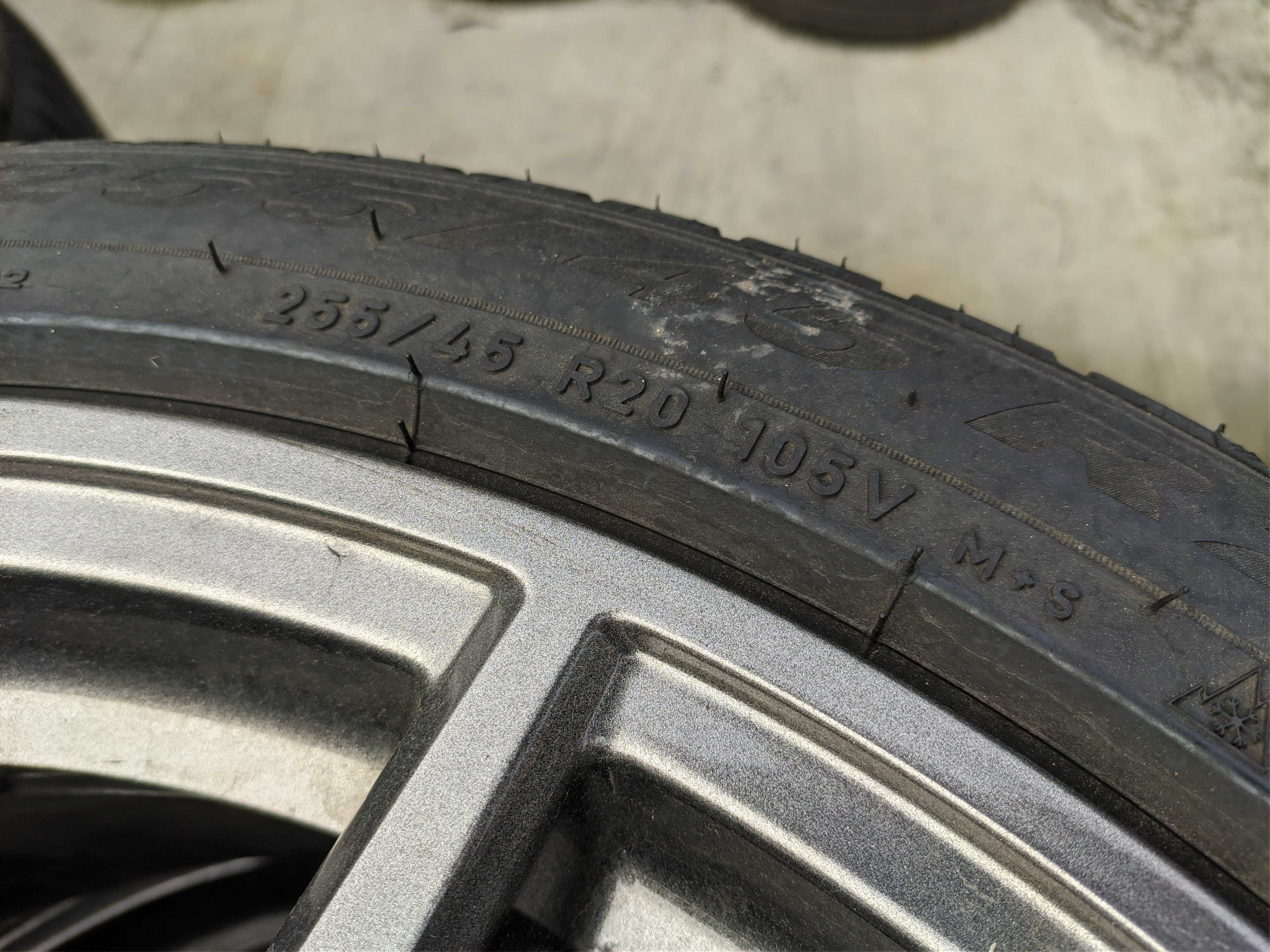 4бр Зимни гуми 255 45 20 - Pirelli