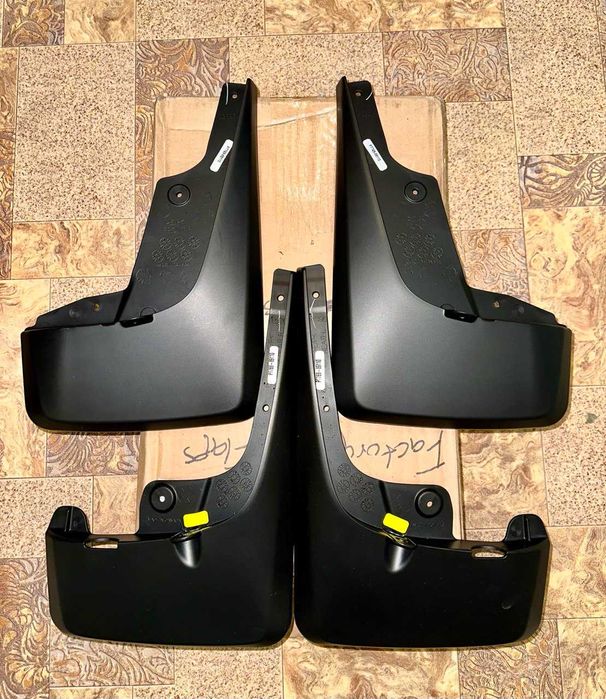 Брызговики 4Runner Limited, ОРИГИНАЛ, новые, 285ый кузов