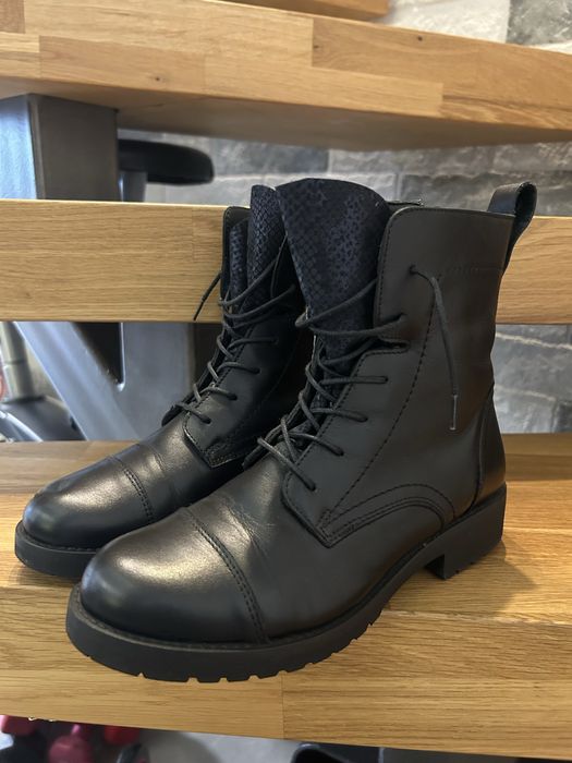 Нови зимни боти от естествена кожа