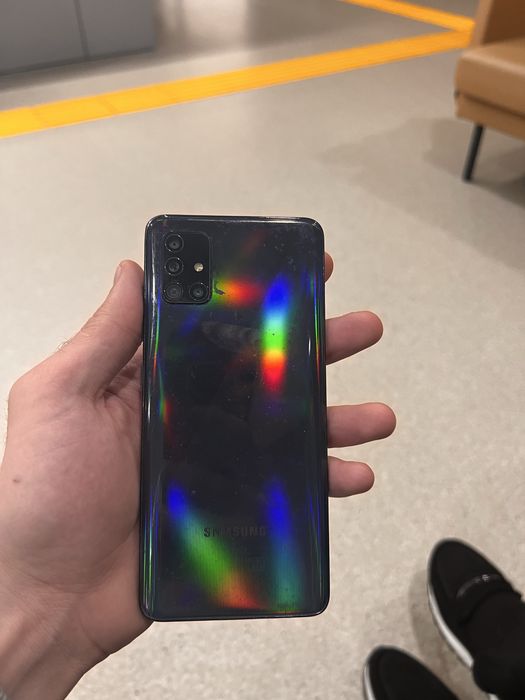 Продаю Samsung Galaxy A51