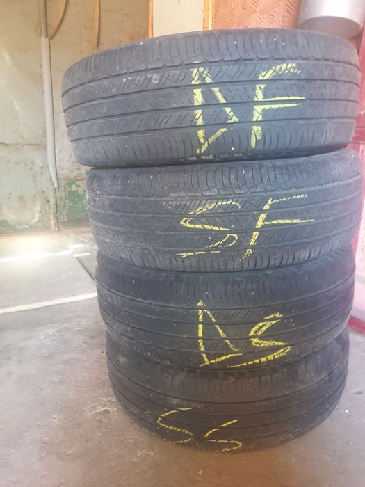 Vând 4 cauciucuri Michelin vară 215/65 R 16