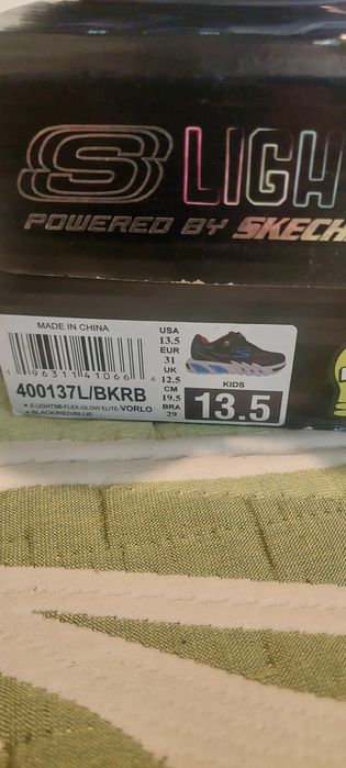 Vand pantofi Skechers cu luminite pentru copii, masura 31