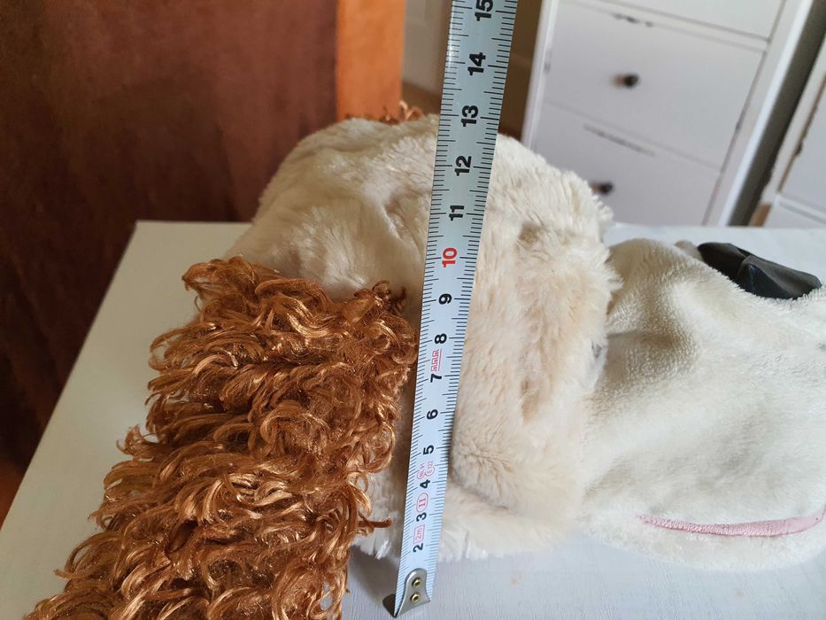 Papusa de mana marioneta cu sunet catelul nazdravan