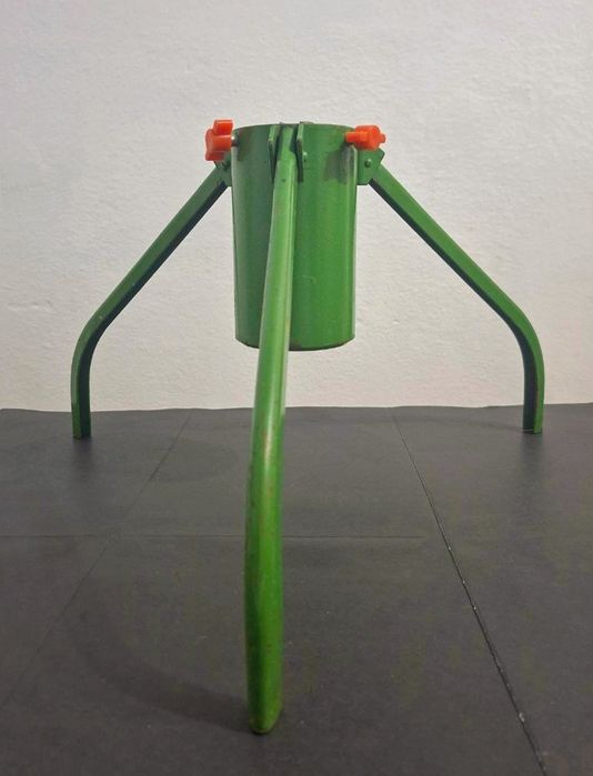 Подставка для елки