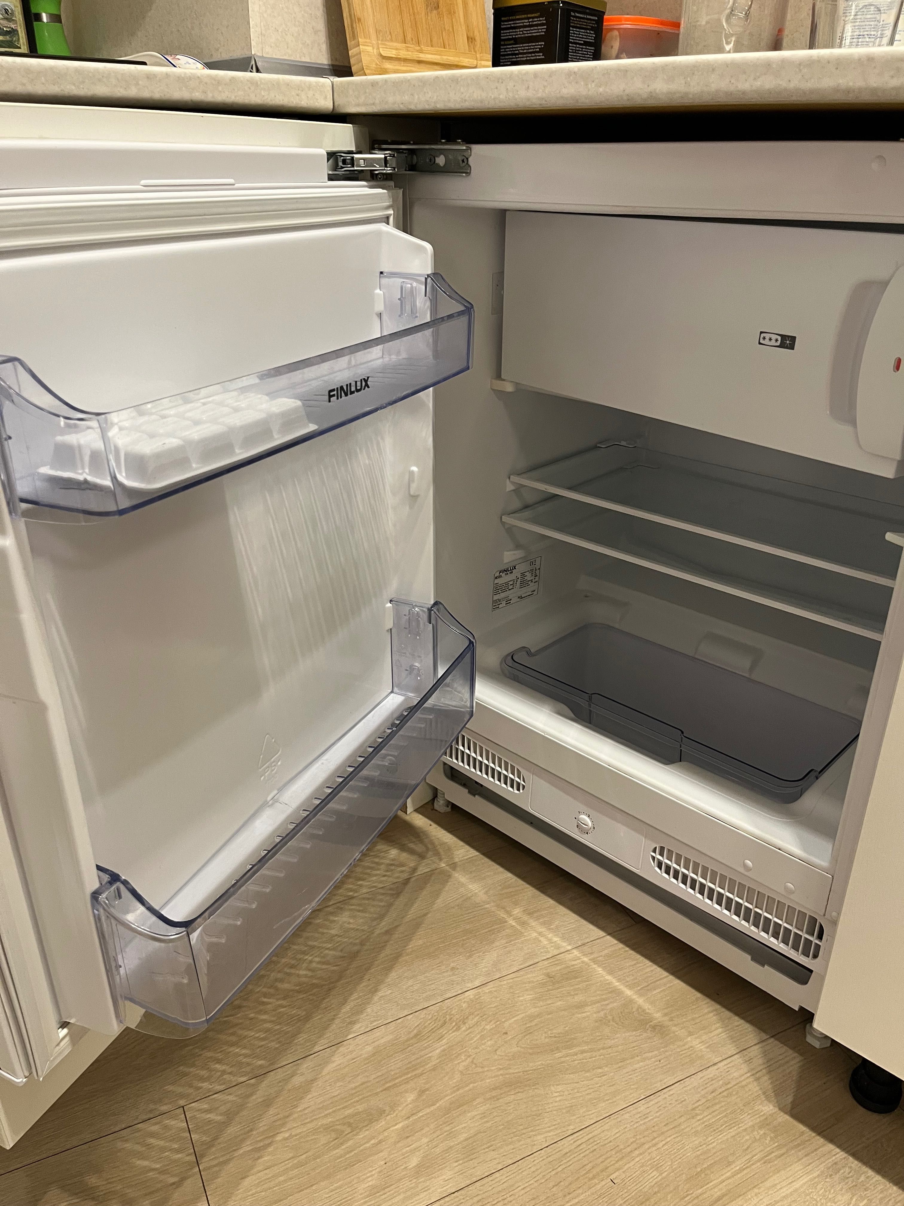 Вграден хладилник Finlux FXN 1600