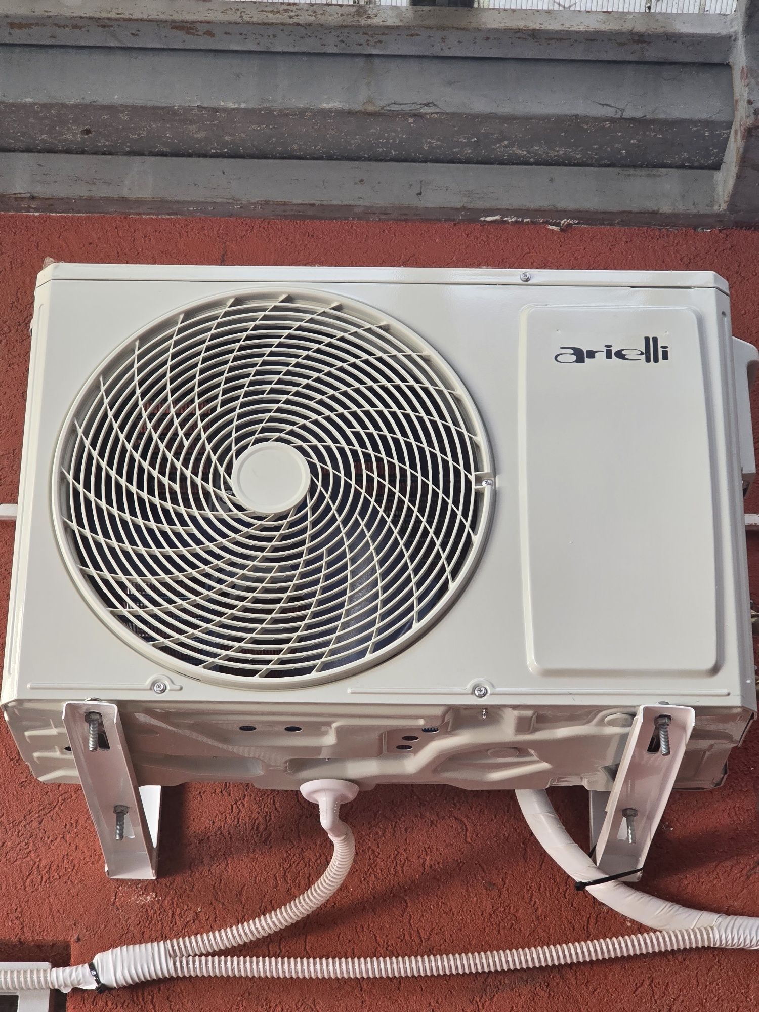 Климатик Аrielli 12BTU