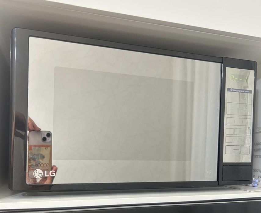 Продам микроволновку LG