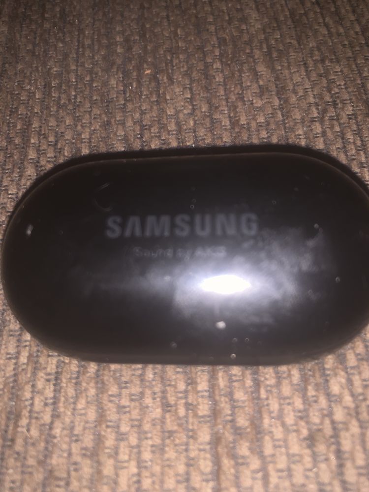 Vand casti samsung akg cu bluetooth