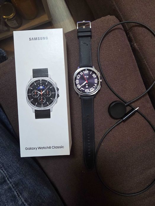 Смарт Часовник Samsung Galaxy Watch8 Classic
