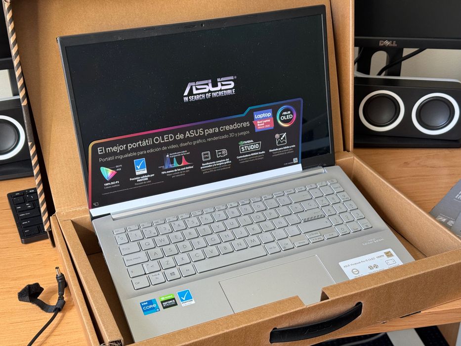 ASUS Vivobook Pro 15 OLED (K3500PC-OLED) – Чисто нов!