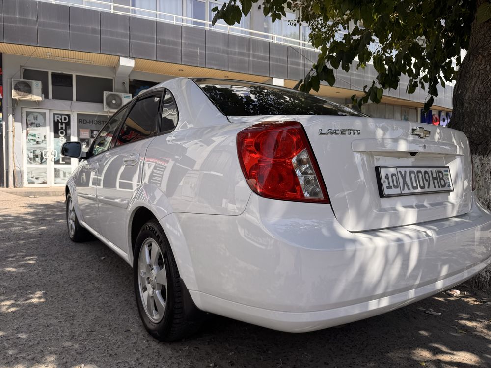 Srochno sotiladi Chevrolet Gentra 2018 Avtomat Kraska tozza Metan